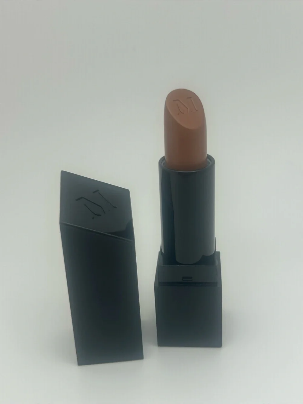 Morphe Lipstick in color sweet tea new no box